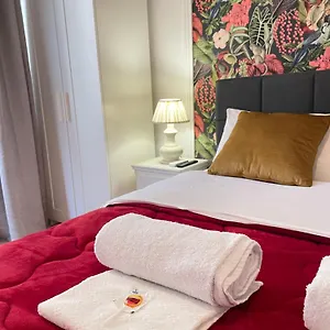  Apartamento Forty1 Near Metro Cipro Italia