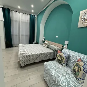 https://apt-elephant.catania-hotels.net